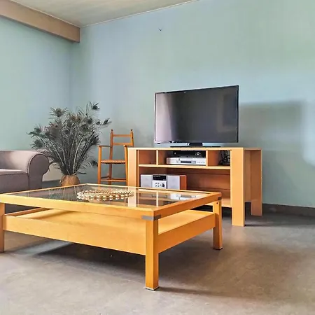 Lovely In With Kitchen Apartment