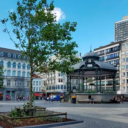 Cozy In With Wifi Апартаменты